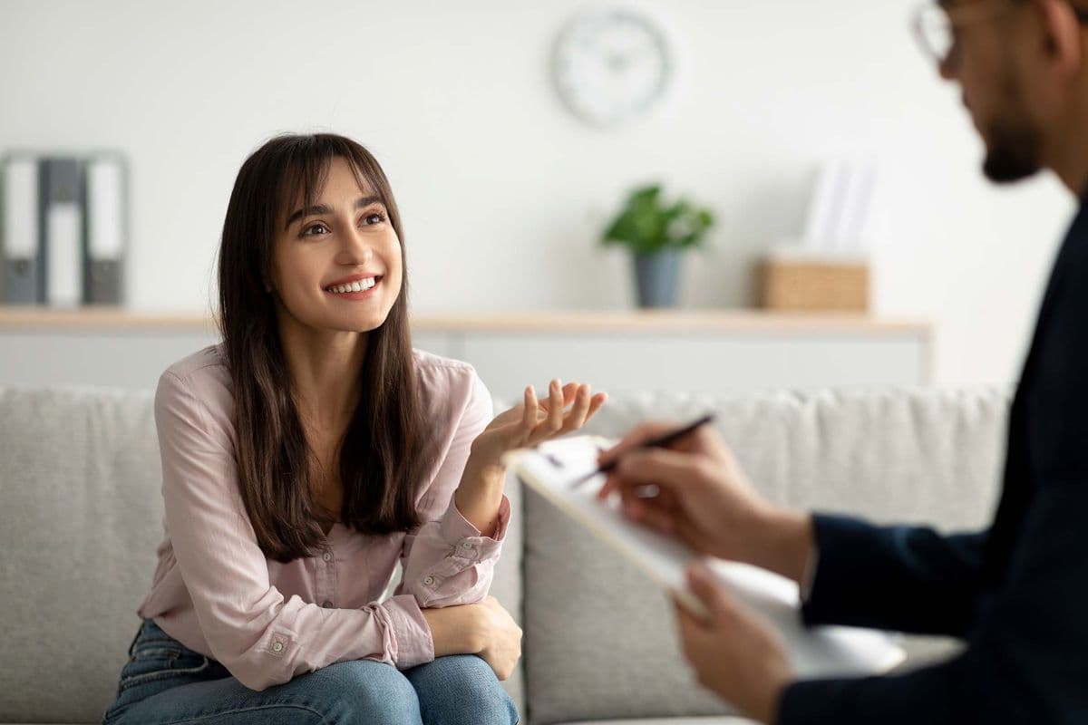 a client talking with her counselor